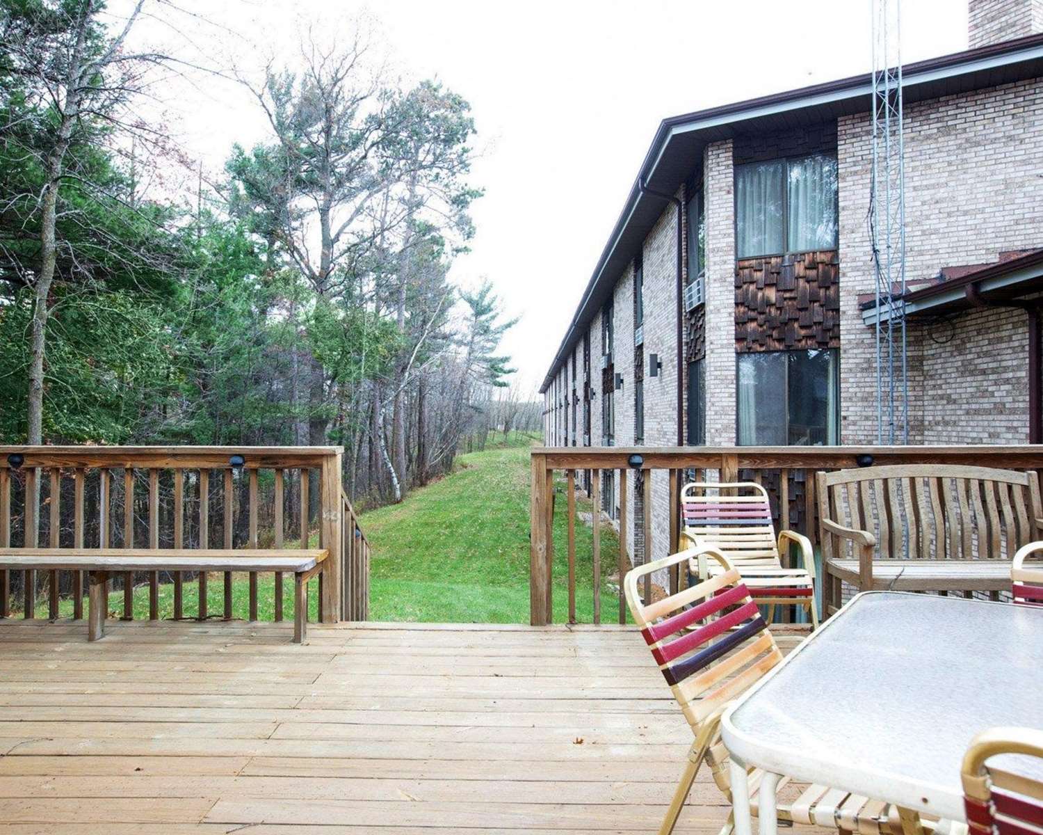 Ramada by Wyndham Stevens Point 31/36