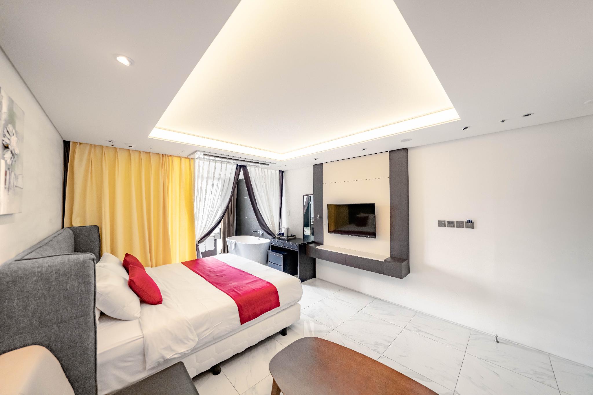 Premier, Double Bed