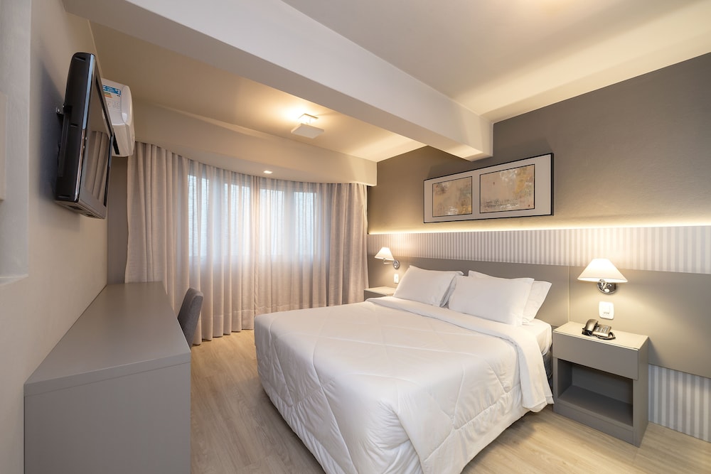 Hotel Laghetto Siena 15/61