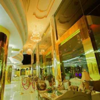 Sunday- Johor Bahru Near Mid Valley Southkey Formally Lace Boutique 57/69