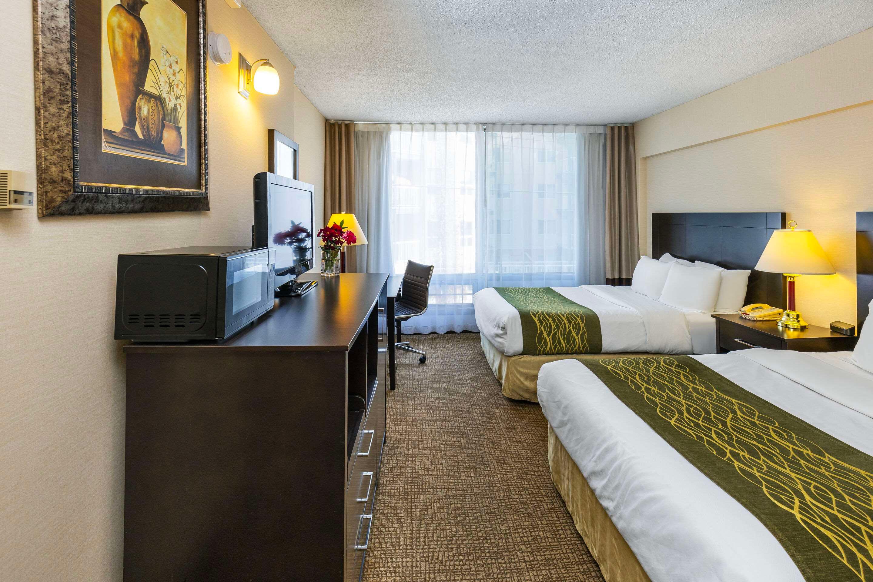 UPGRADE, 2 DOUBLE BEDS