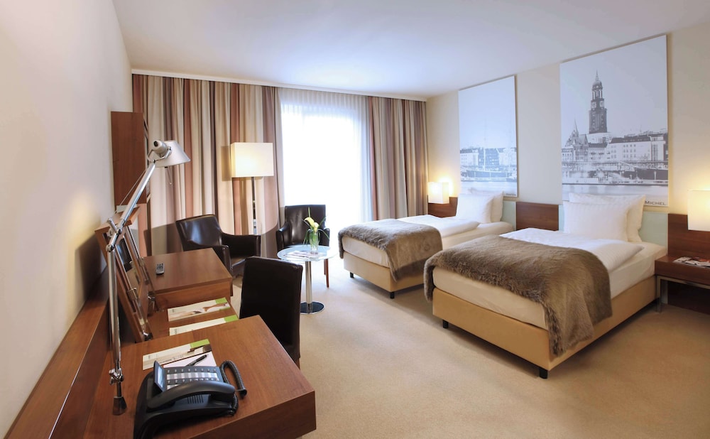 غرفة ديلوكس بسريرين منفصلين، Lindner Hotel Hamburg Am Michel, part of JdV by Hyatt 2/5