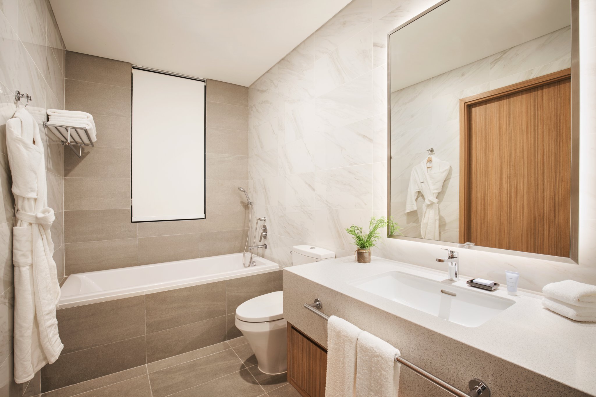 Oakwood Residence Saigon 47/49