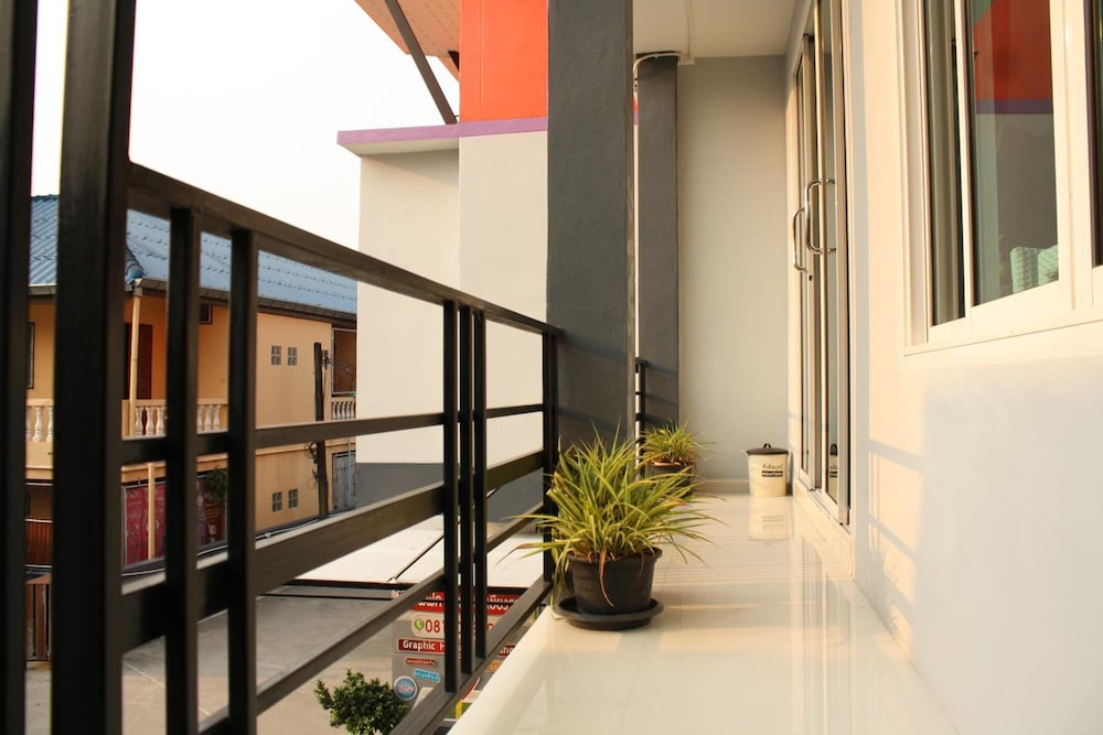 Graphic House At Chiang Rai 9/50