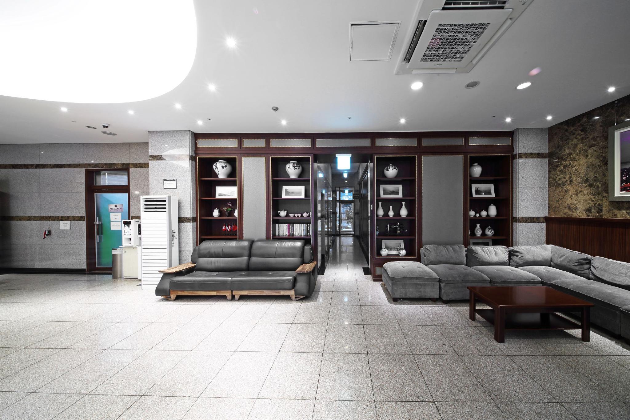 The Hotel Yeongjong Incheon Airport 37/54