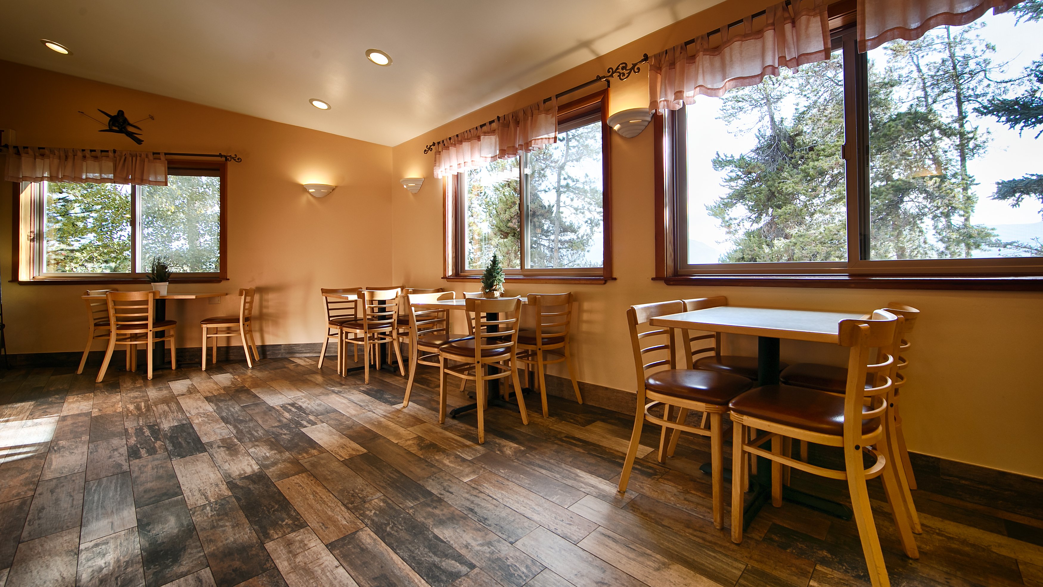 Best Western Ptarmigan Lodge 49/72