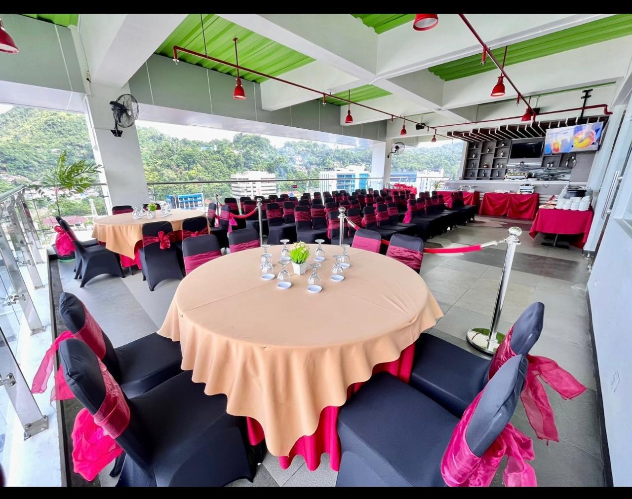 Maxone Hotel Jayapura 22/30