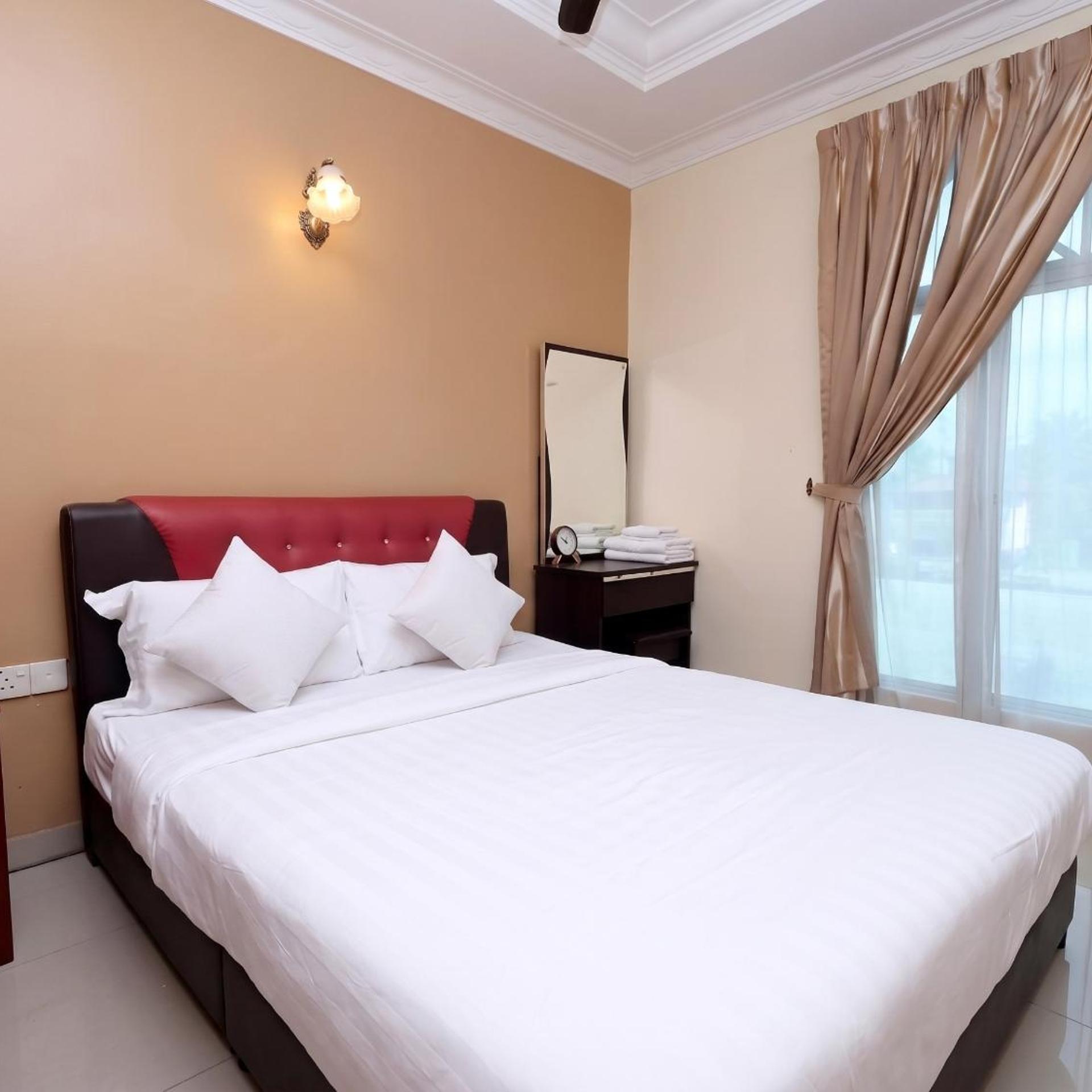 Swing & Pillows at Ayuni Hotel Bangi, Selangor 20/31