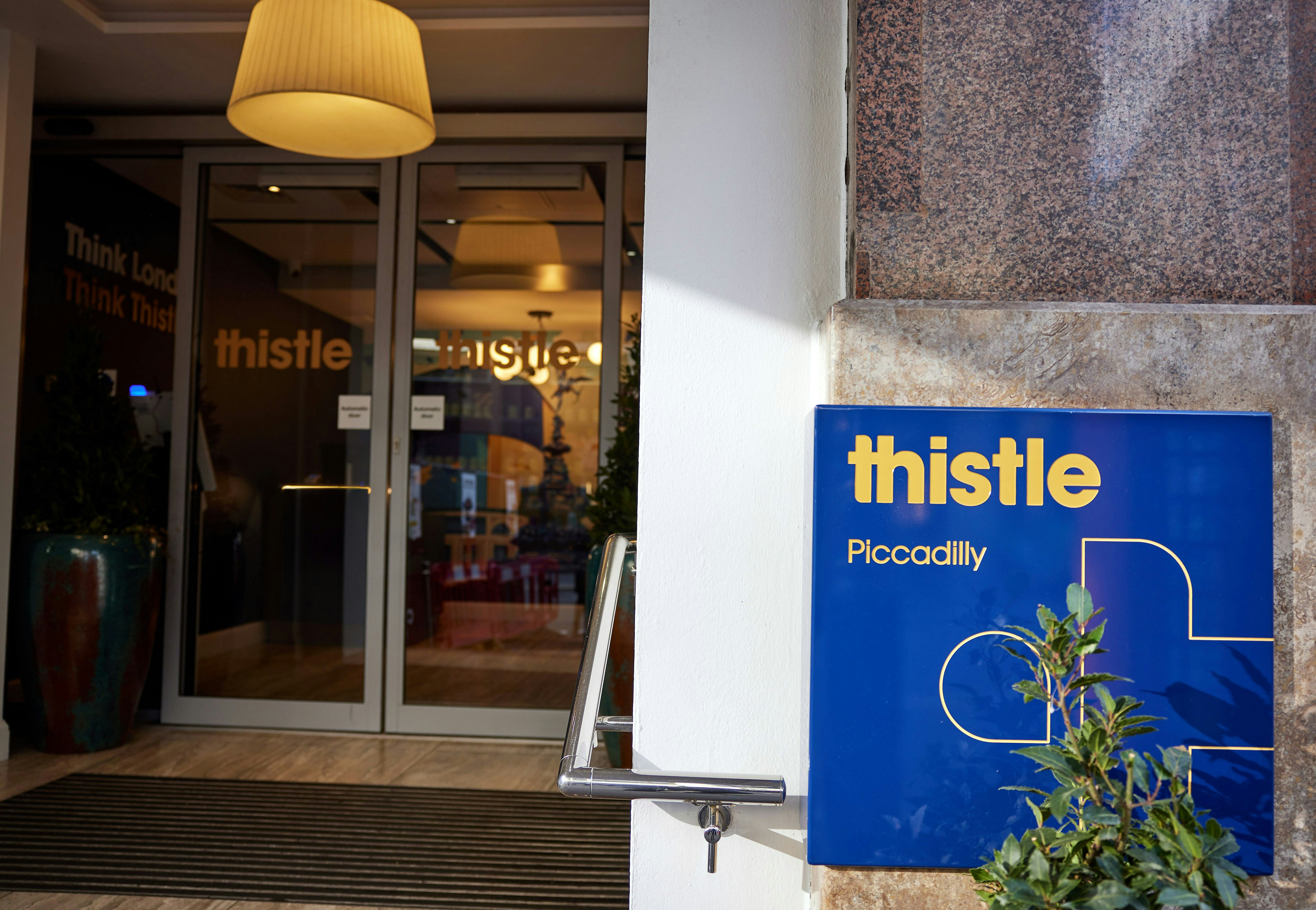Thistle London Piccadilly 18/72