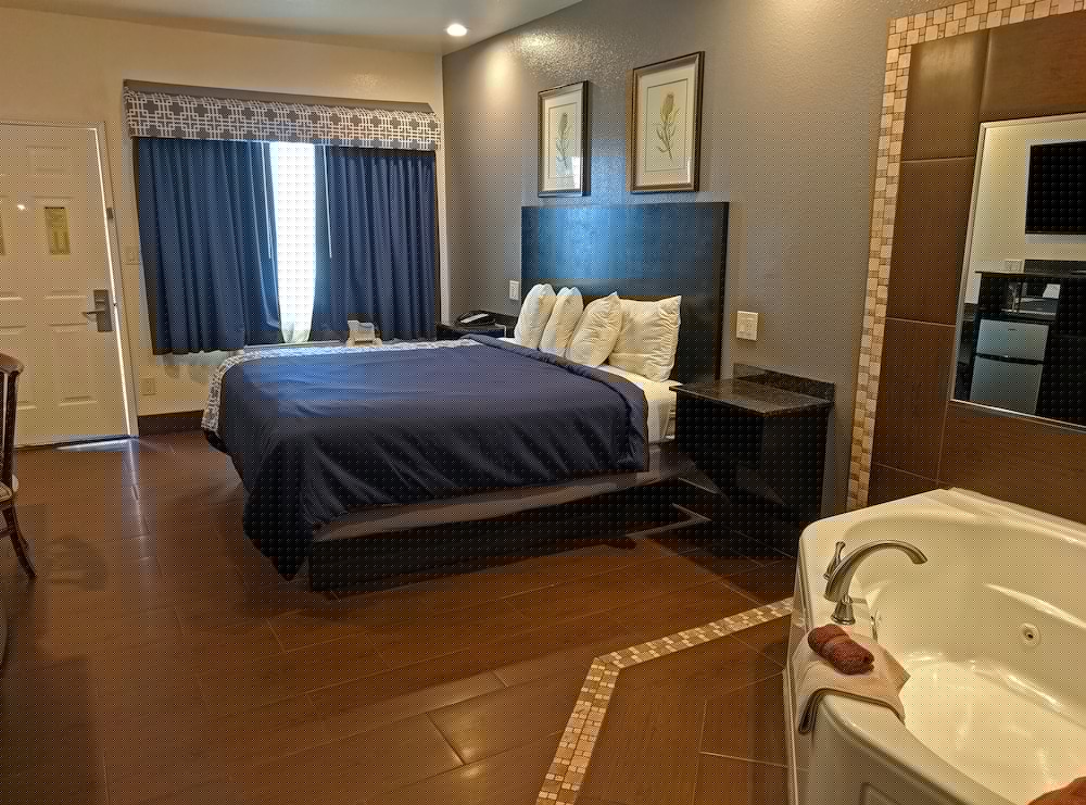 Americas Best Value Inn Brownsville 18/35