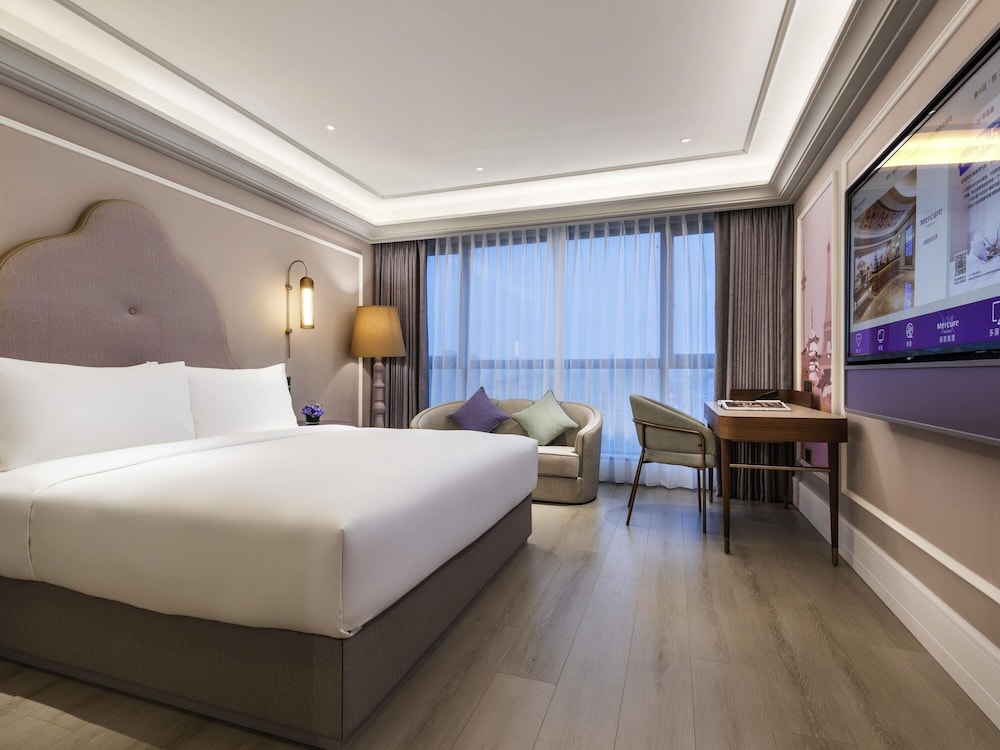 STANDARD, KING BED