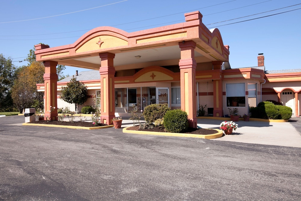 Americas Best Value Inn & Suites Williamstown 3/61