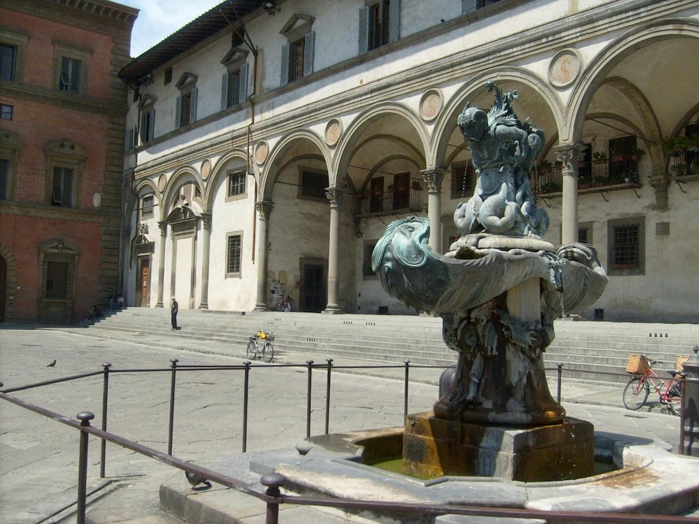 Residenza D'epoca Galleria L'accademia 20/32