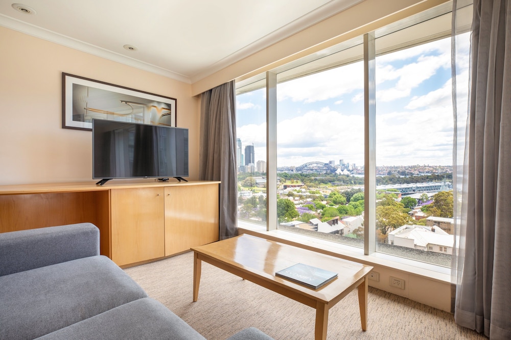 Holiday Inn Potts Point 48/78