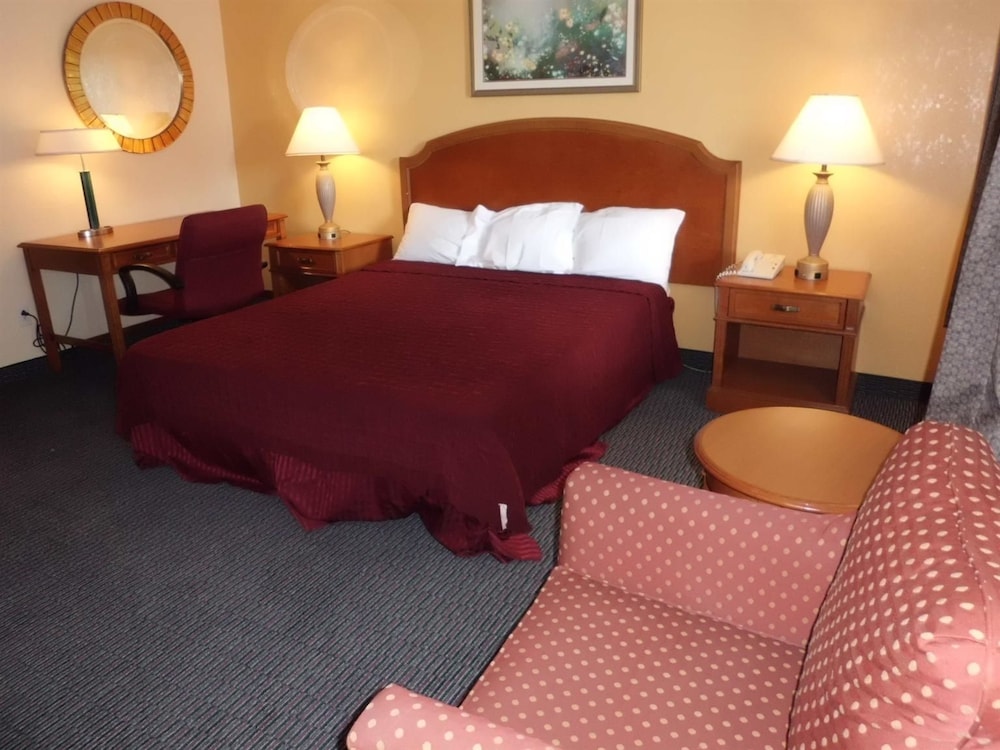 Americas Best Value Inn - Savannah 12/16