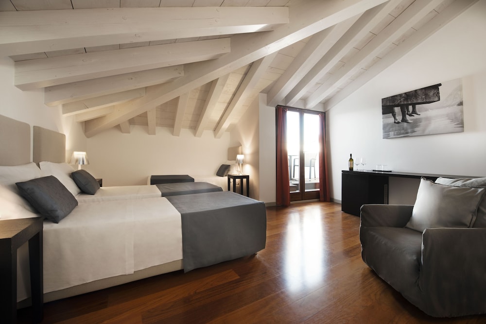 Hotel del Porto 45/61