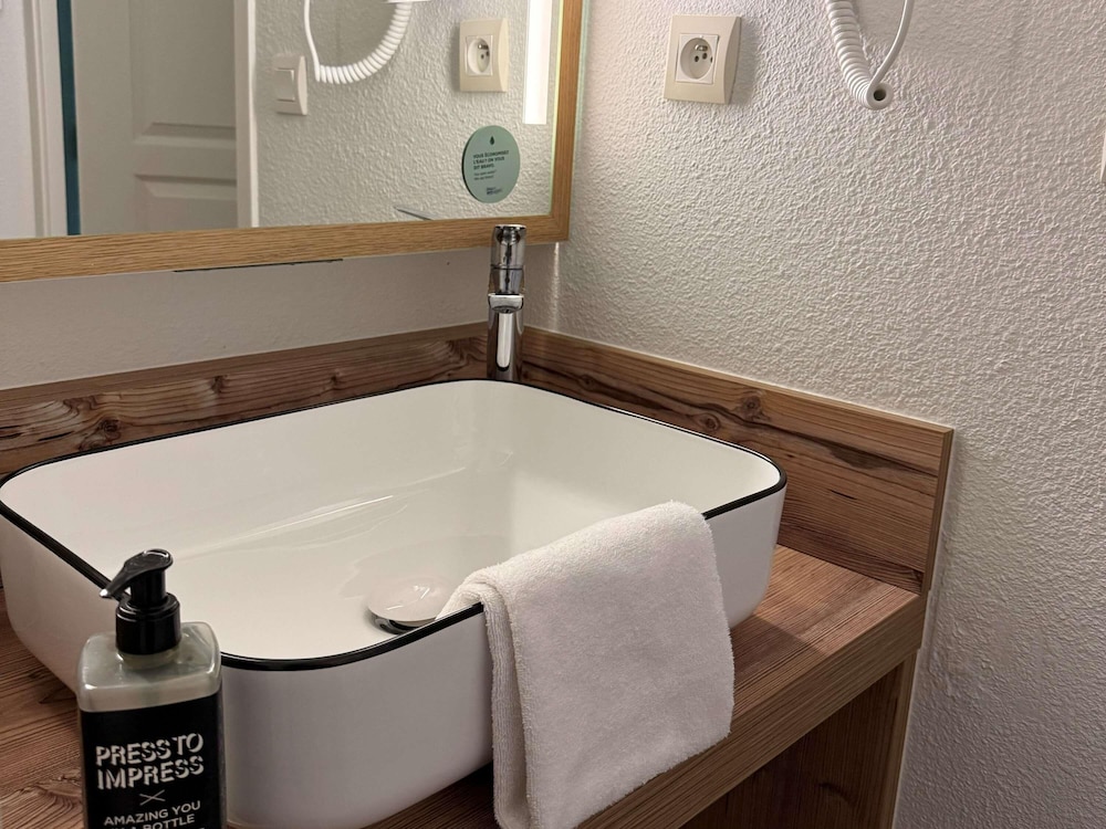 Ibis Styles Marennes Oleron 51/53
