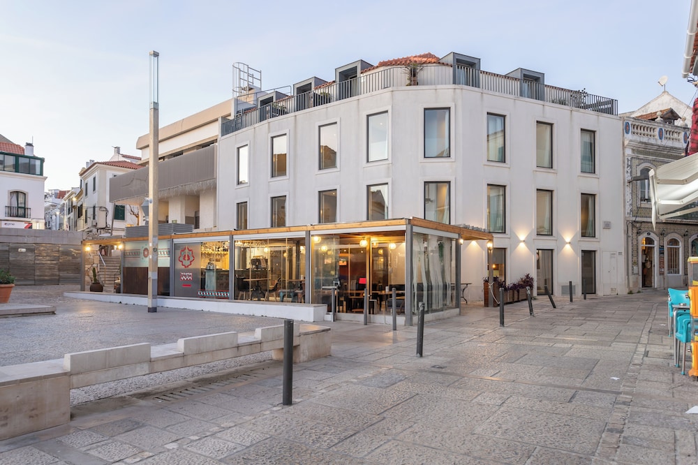 Casa da Praca 4/50
