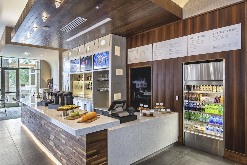 Courtyard By Marriott Raleigh Cary/Parkside Town Commons 43/52