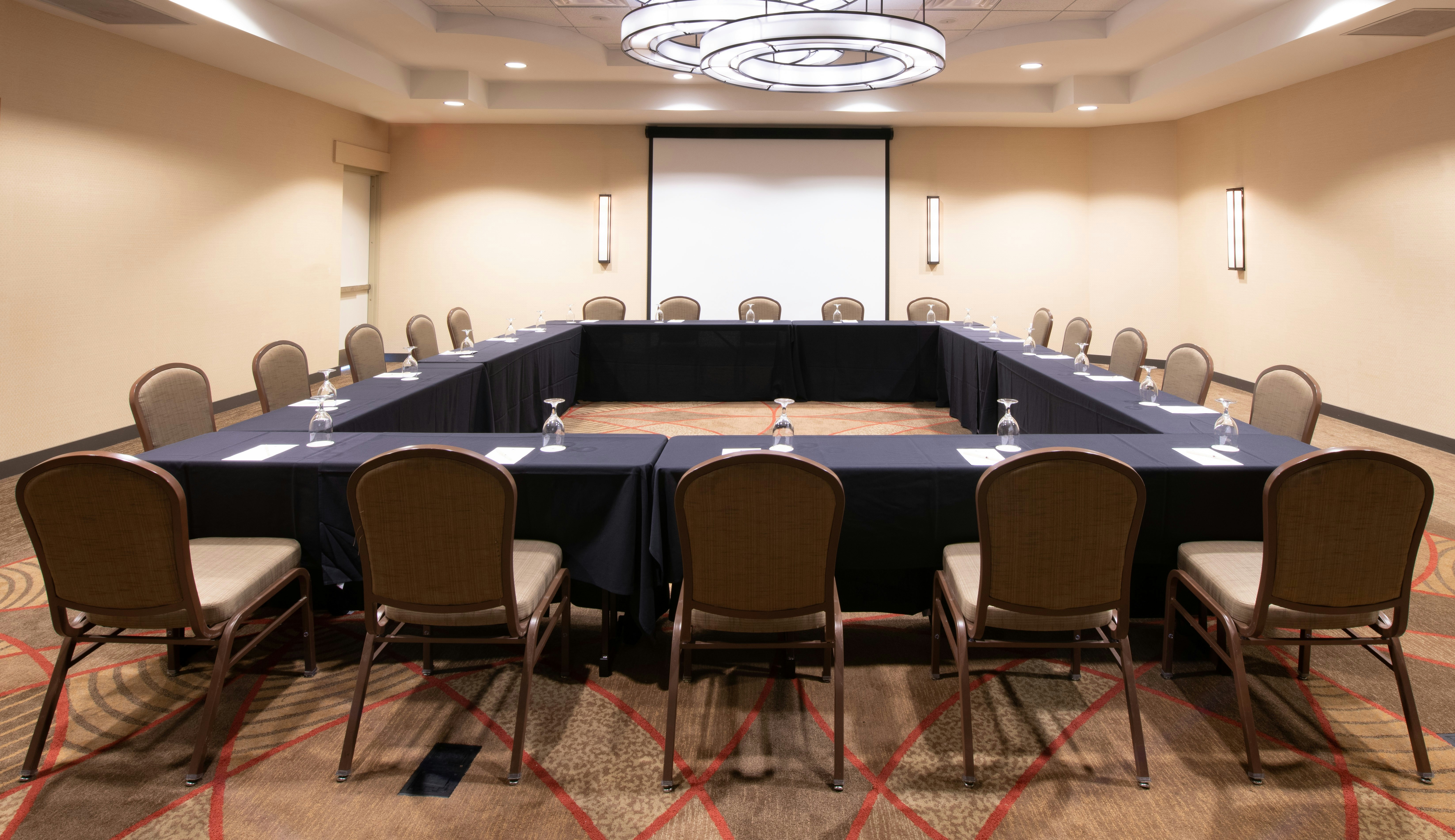 DOUBLETREE BY HILTON HOTEL AND SUITES CHARLESTON AIRPORT 53/60