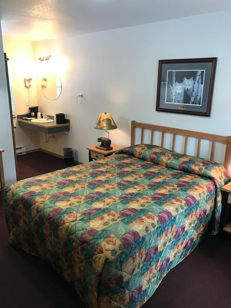 Harborview Inn 7/26