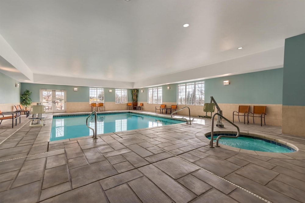 Hyatt Place Santa Fe 36/72