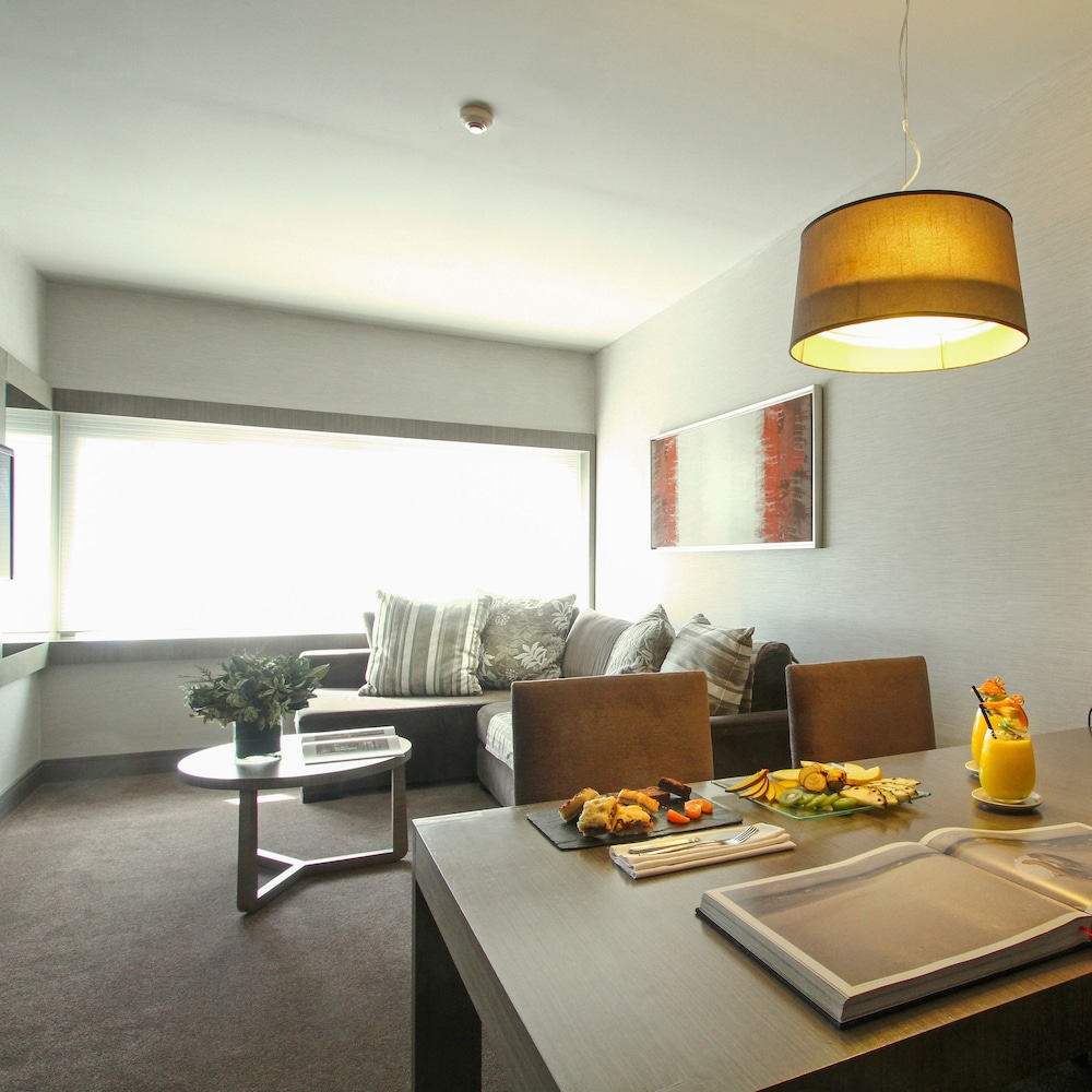 Recoleta Grand Hotel 51/52