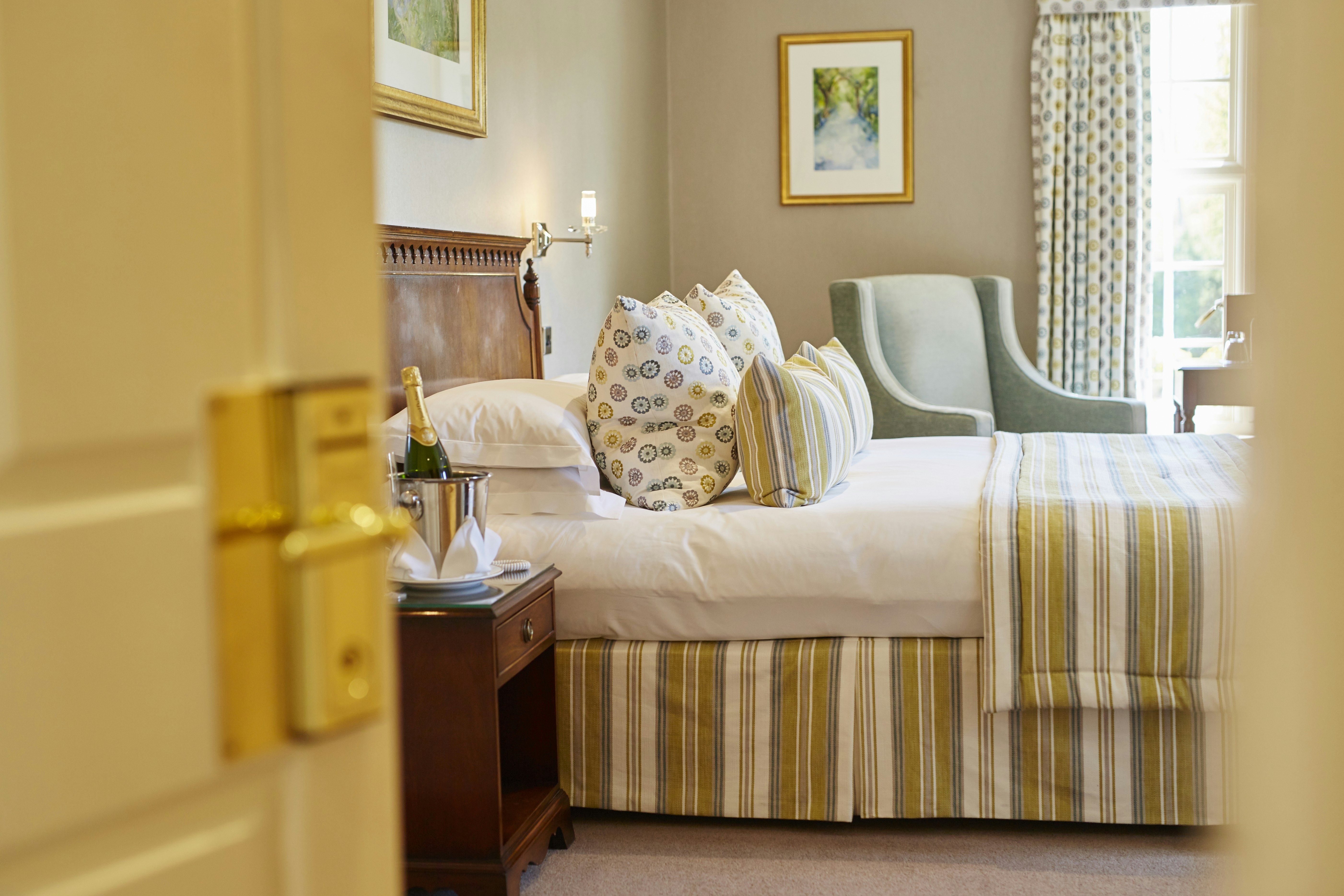 Tylney Hall 12/45