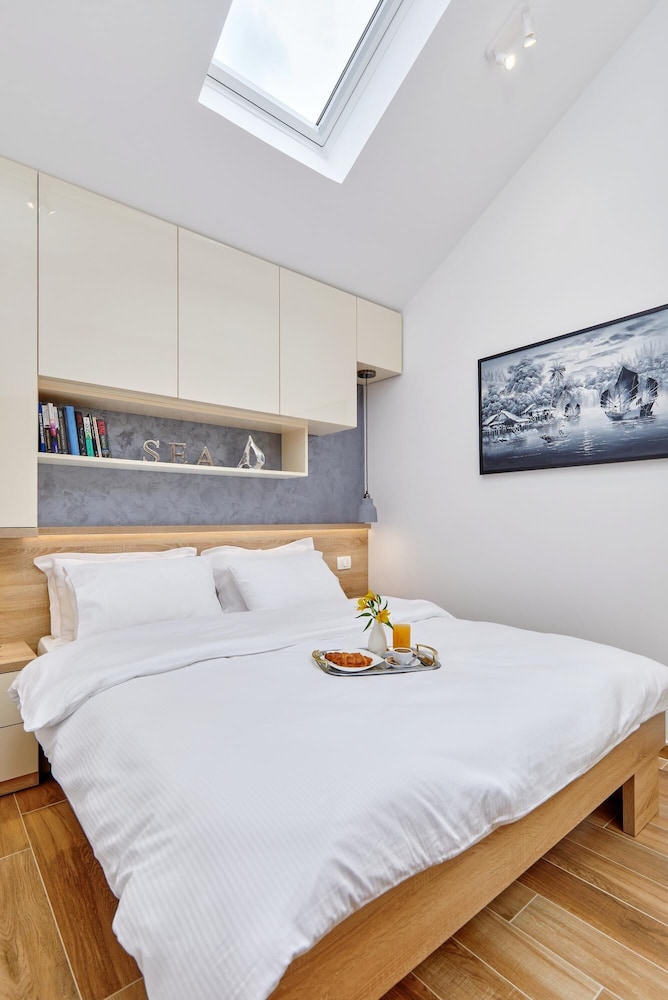 DESIGN, APARTMENT