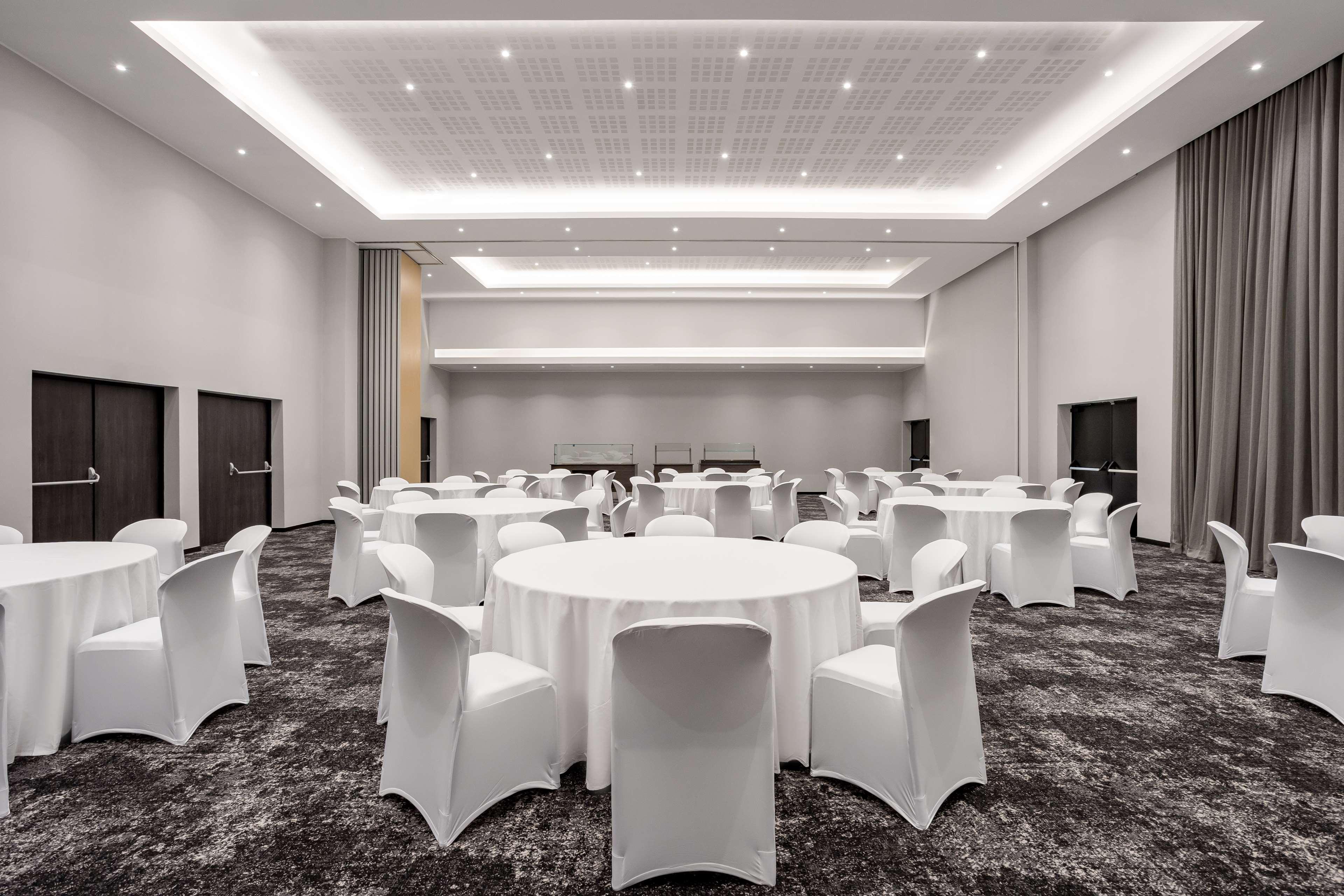 Radisson Hotel Tamboho Waterfront Antananarivo 40/50