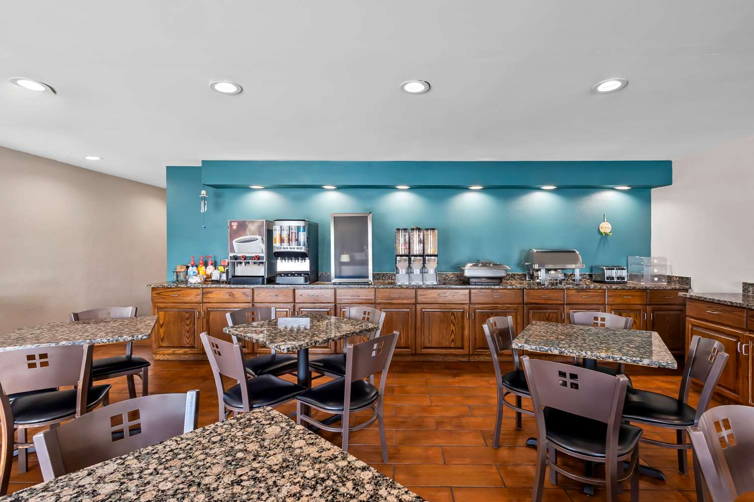 Best Western Fort Wayne Inn & Suites North 11/15