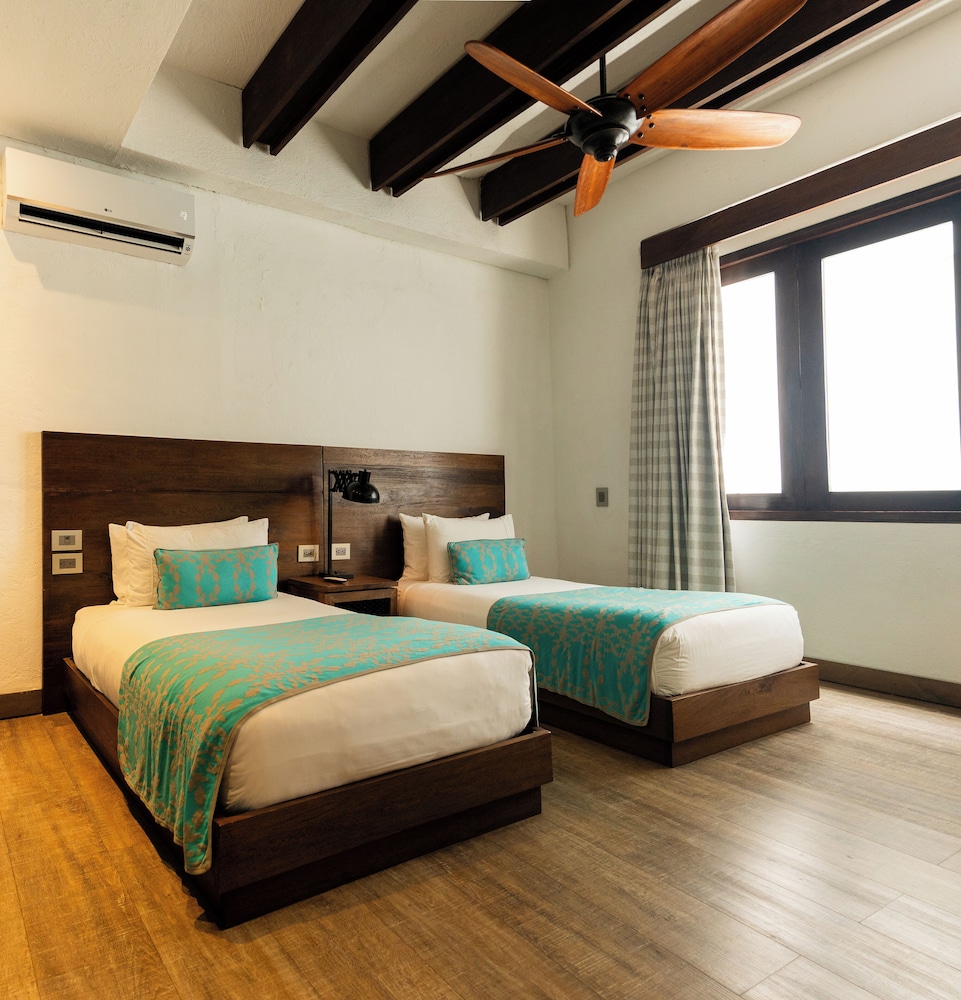 Sophia Hotel 20/65