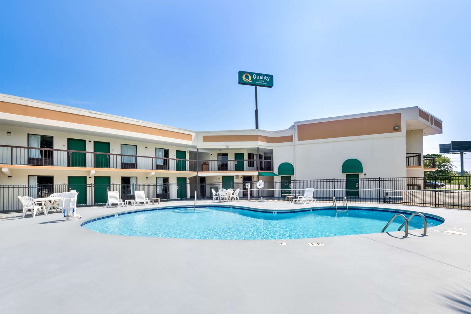 Quality Inn Selma NC 4/25