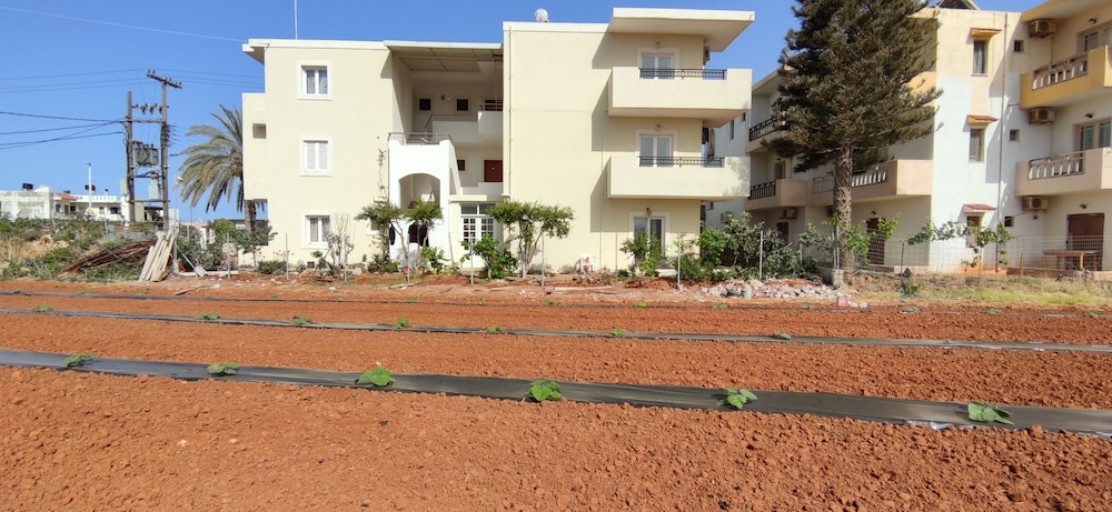 Kostas Apartments 35/48