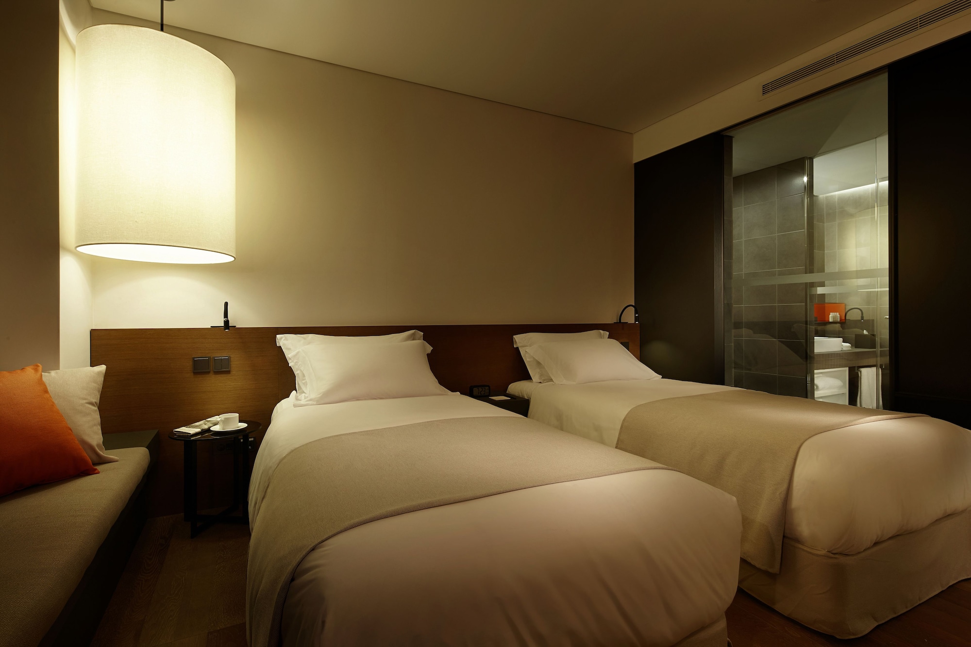 STANDARD, TWIN BEDS