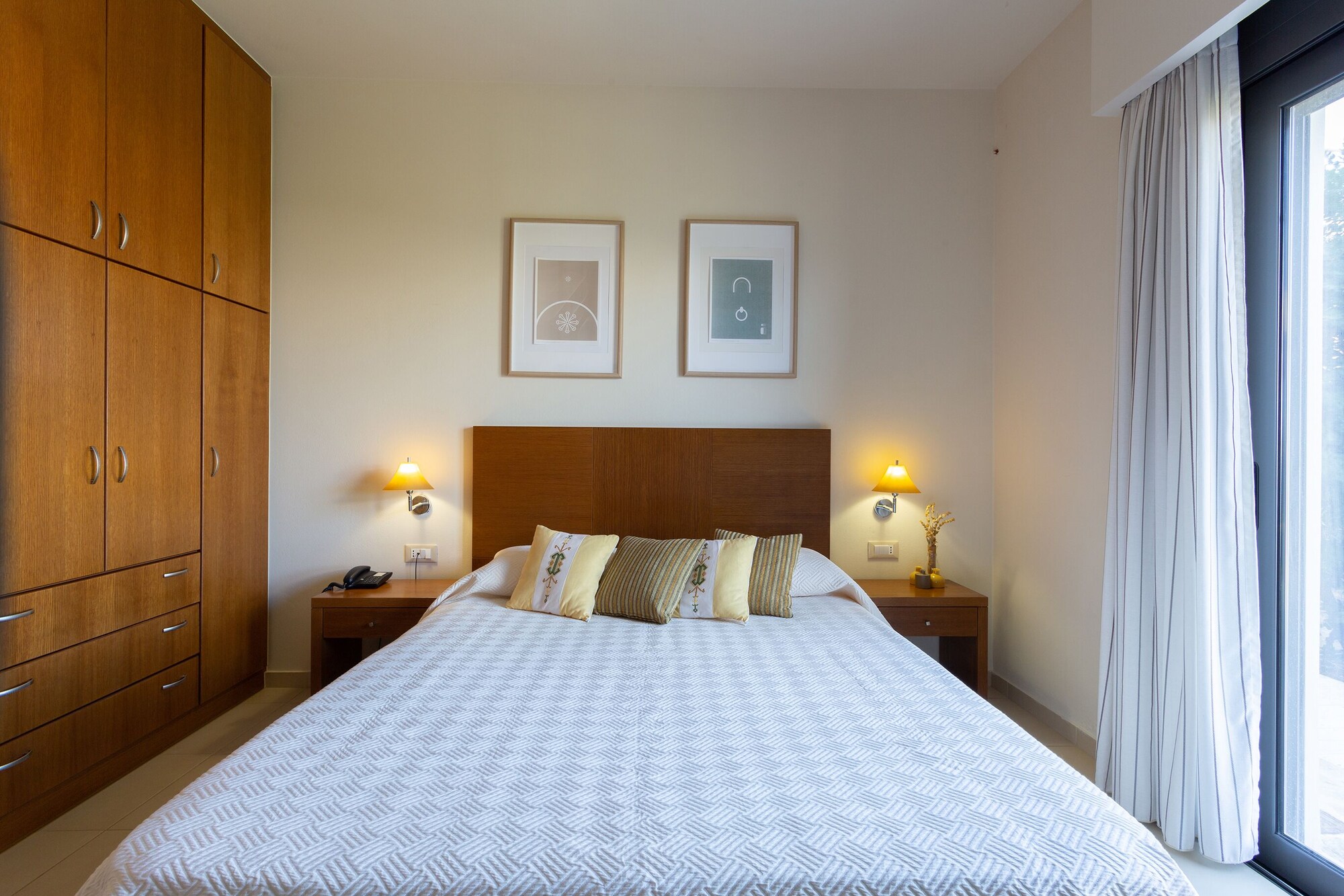DELUXE, APARTMENT, PRIVATE POOL