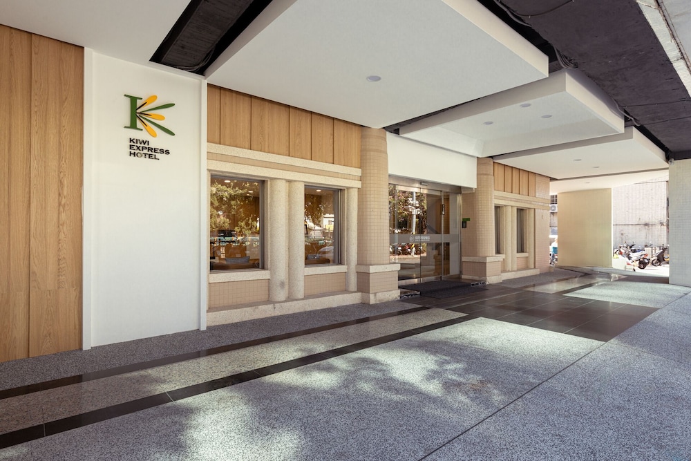Taichung Kiwi Express Hotel-Fengjia 25/47
