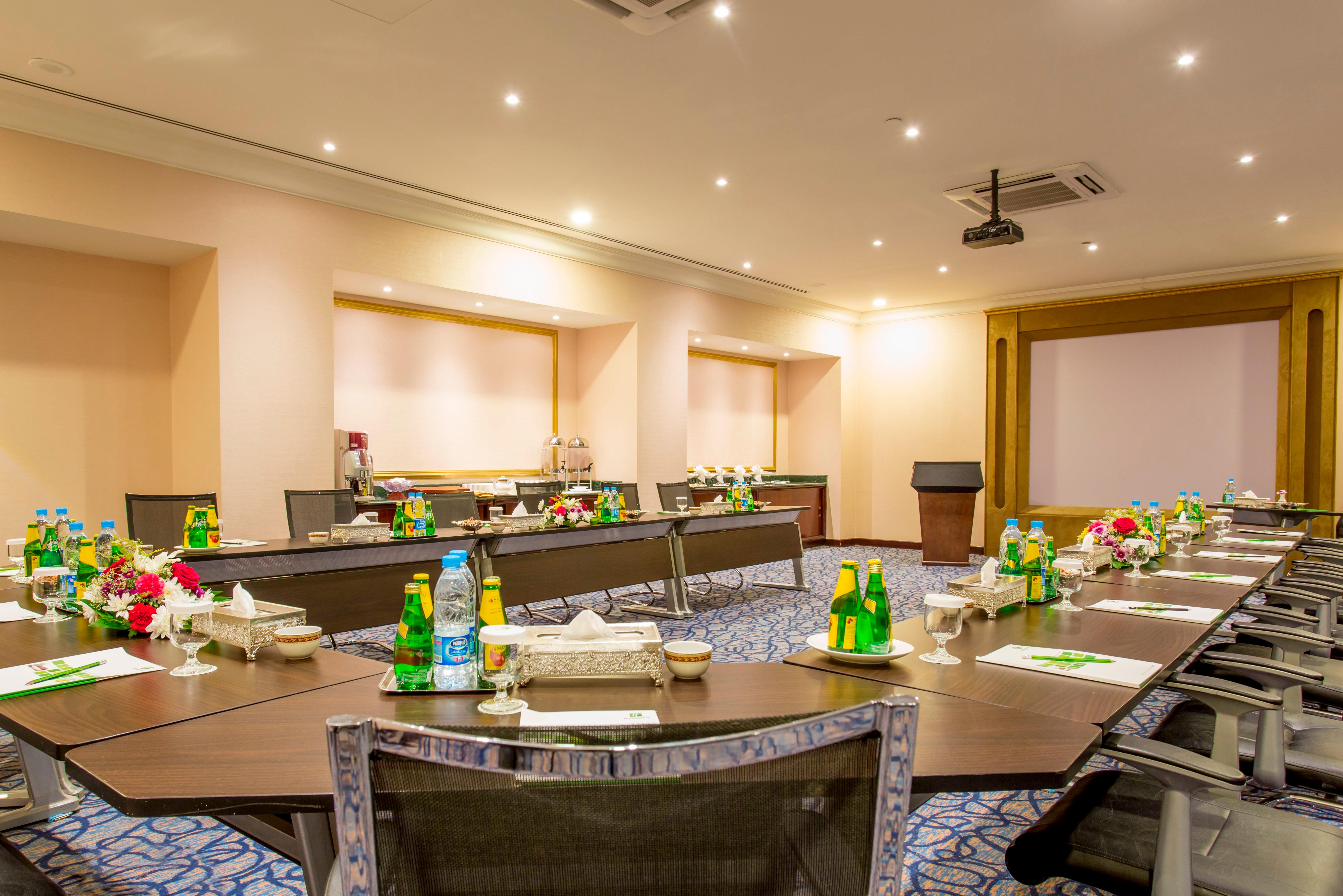 Holiday Inn Jeddah Al Salam 45/50