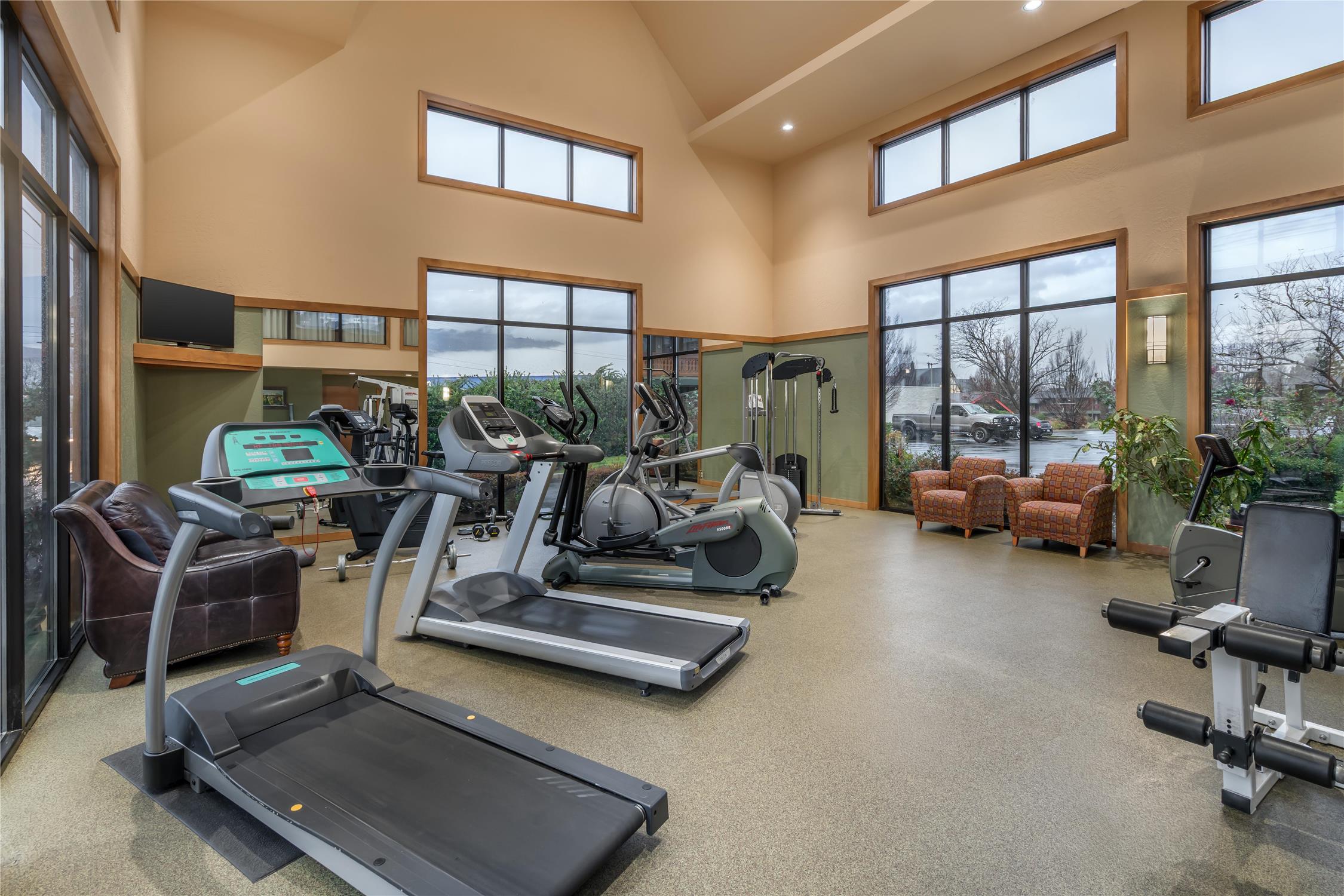 Best Western Windsor Inn 12/30