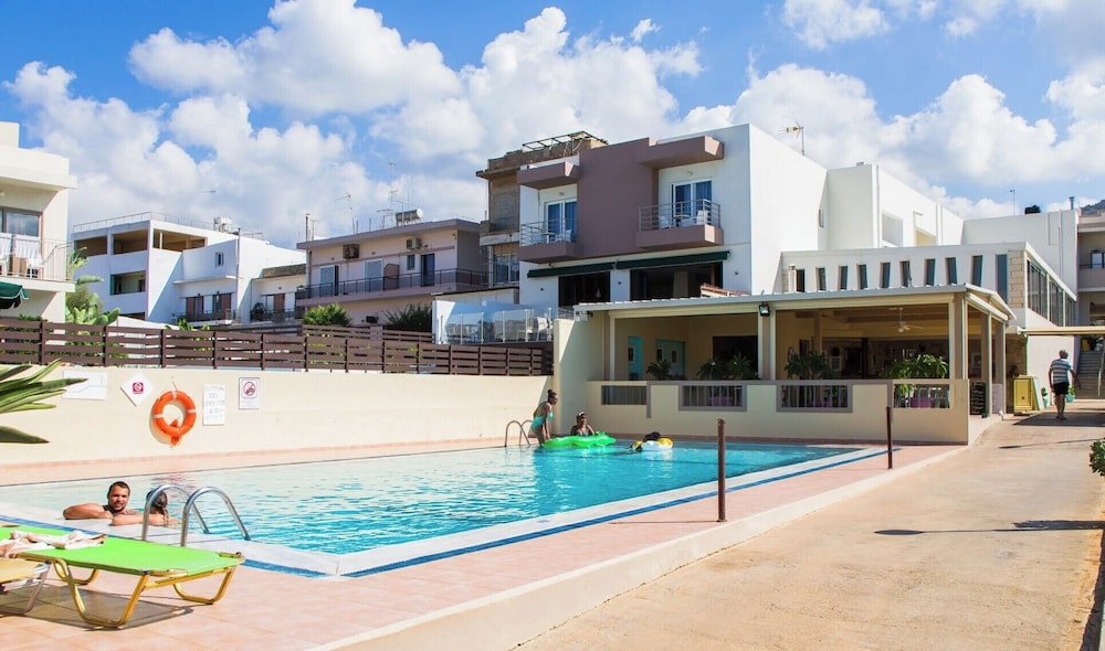 THEONI APARTMENTS 52/63