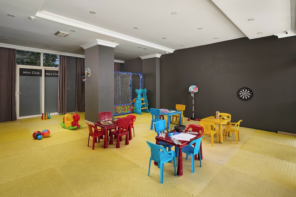 Kaila Beach Hotel 41/50