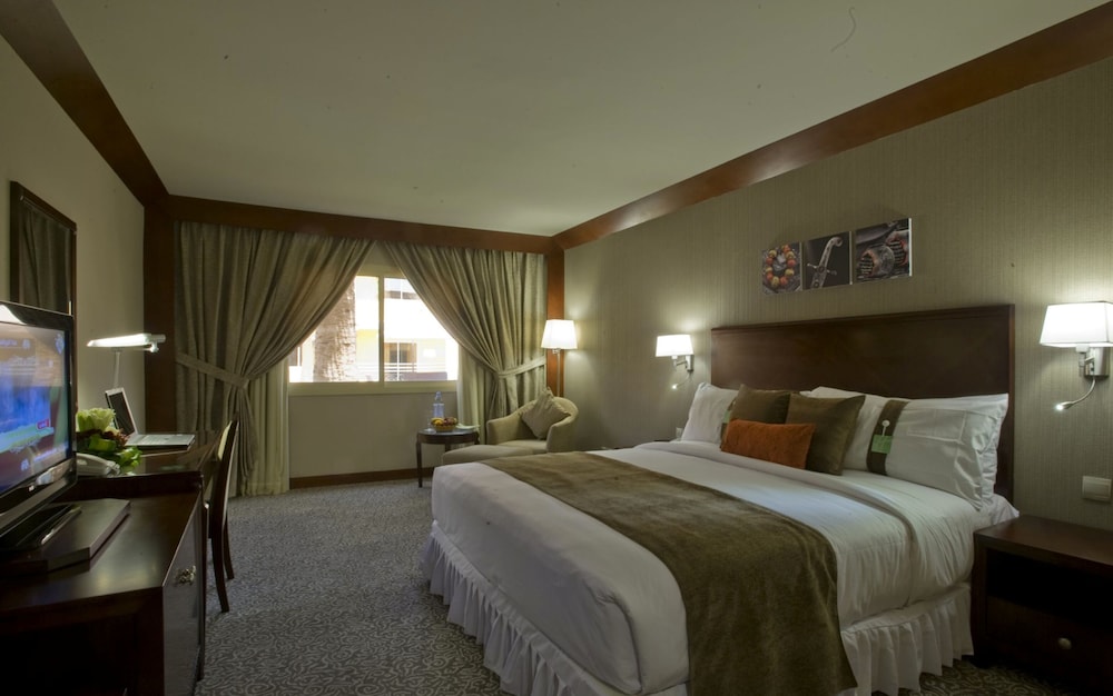 فندق هوليدي ان - كورنيش الخبر(Holiday Inn Al Khobar - Corniche) 23/56