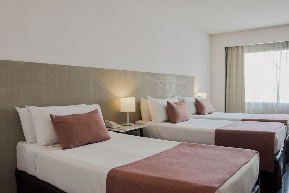 غرفة بثلاثة أسرّة، Dazzler By Wyndham Buenos Aires Recoleta Ex Dazzler Recoleta 6/10