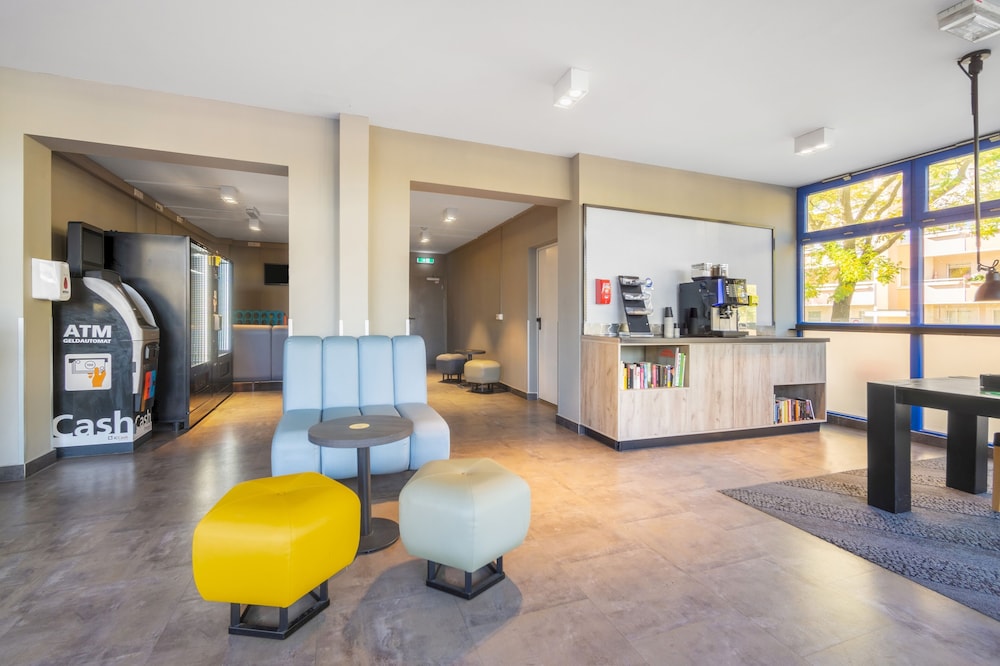 A&O Dresden Hauptbahnhof Hotel 49/72