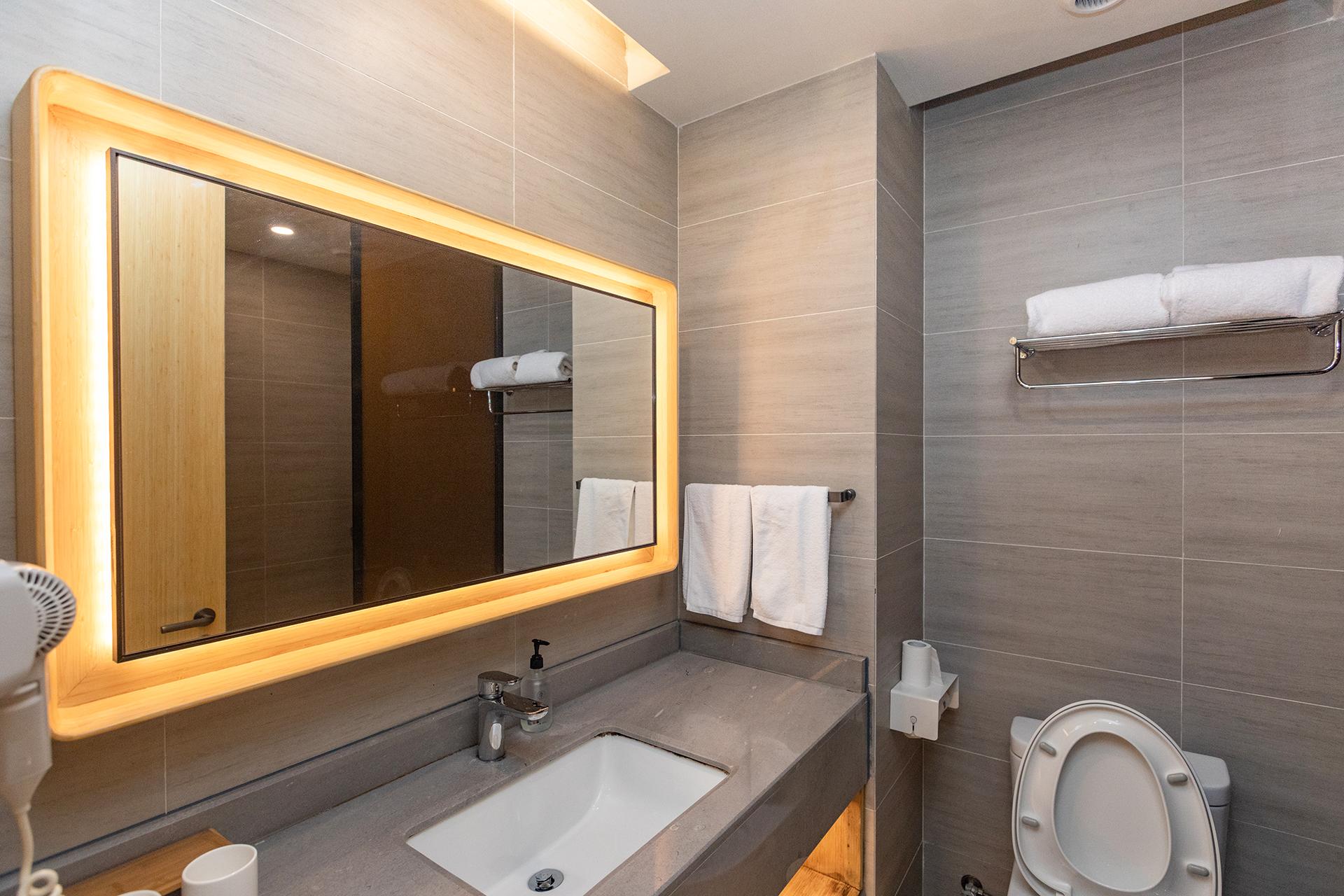 Ji Hotel (Shenzhen Shennan Avenue Huaqiang) 31/34
