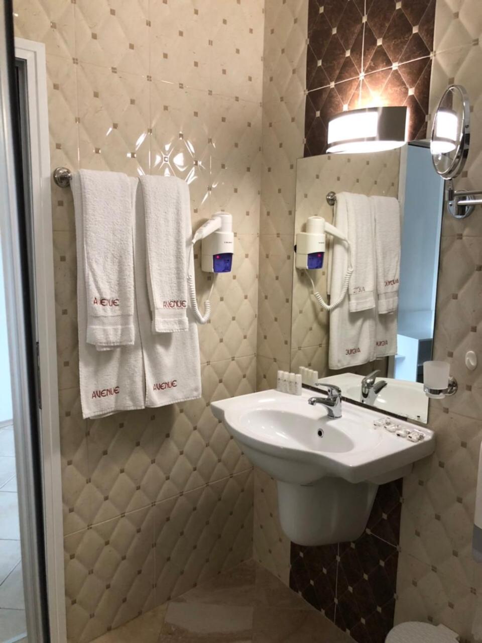 1 Bedroom, Apartment, Sofa