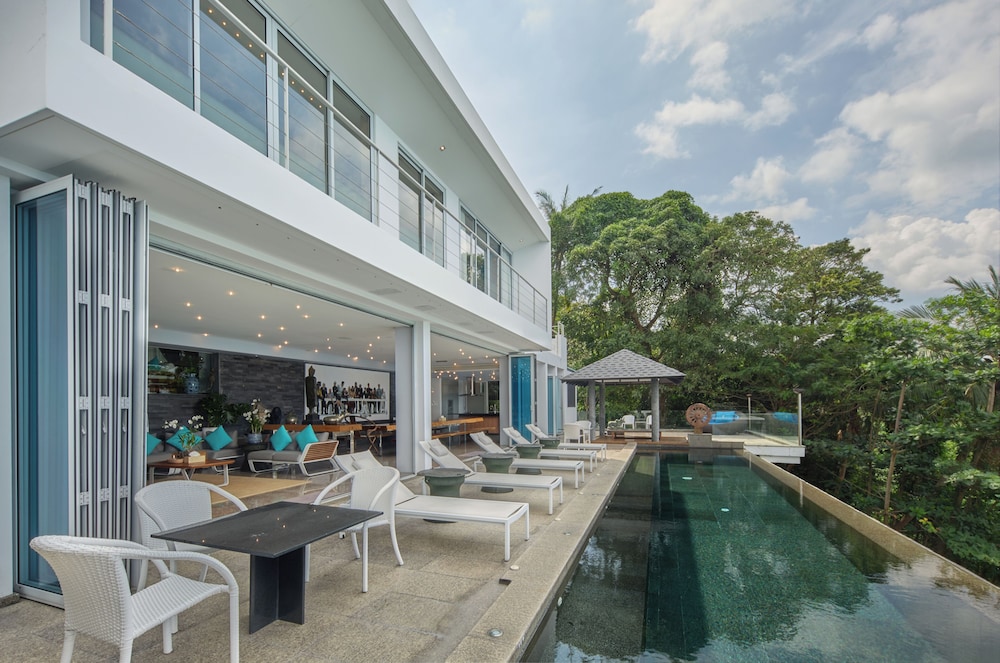 Bluesiam Villa 1/50