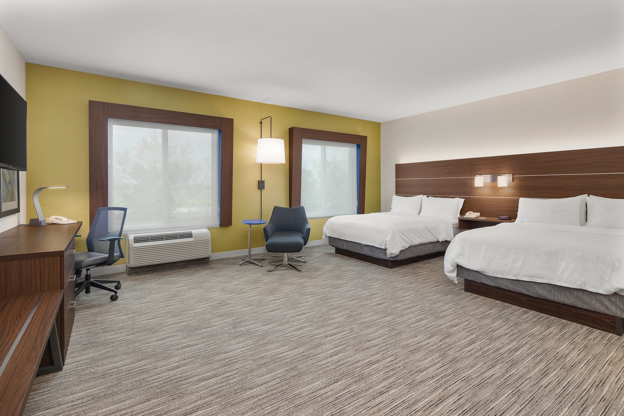 holiday inn express hotel and suites