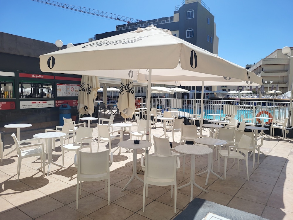 TOPAZ HOTEL 55/66
