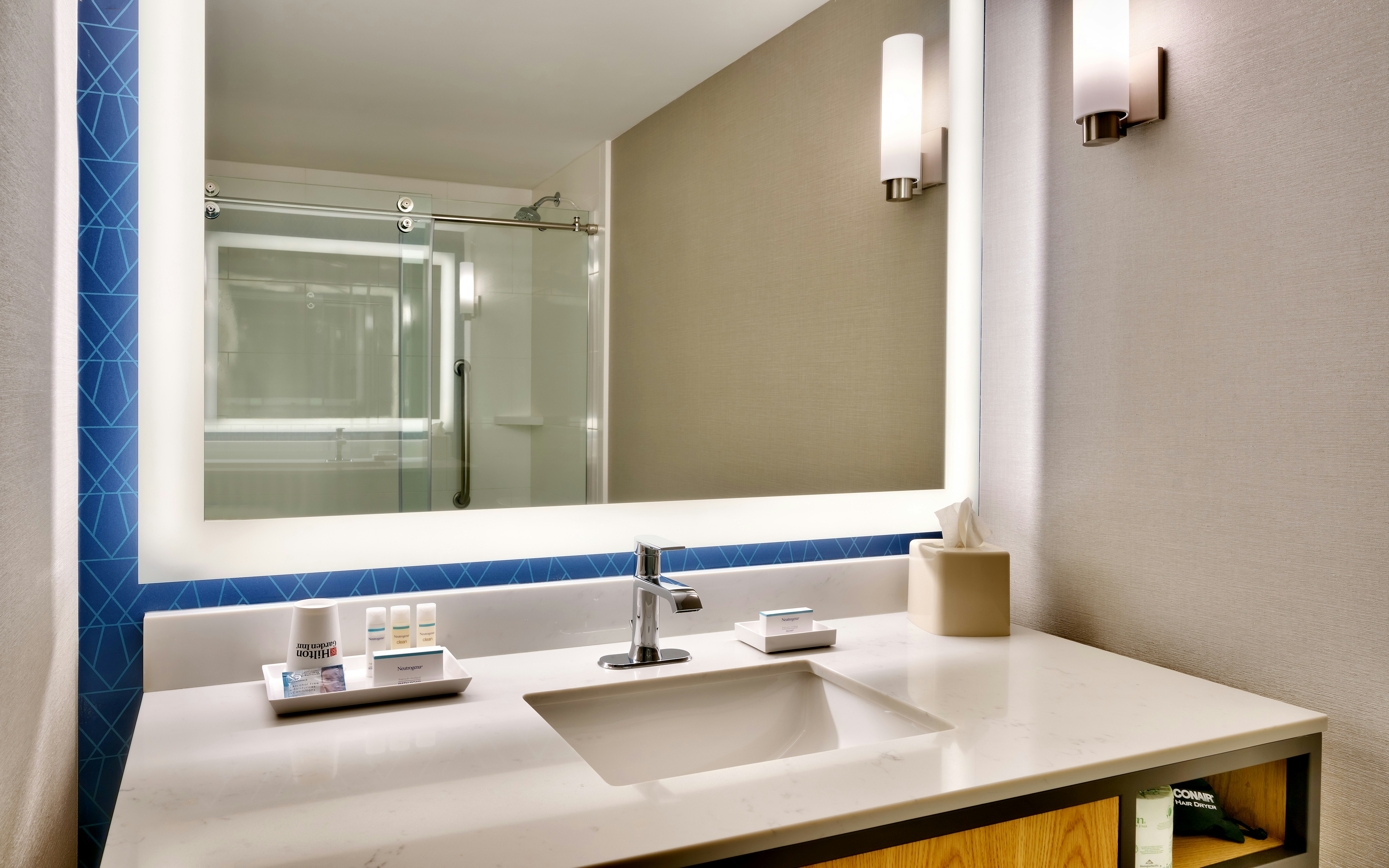 غرفة ركنية بسرير كينج، Hilton Garden Inn Bozeman 4/4